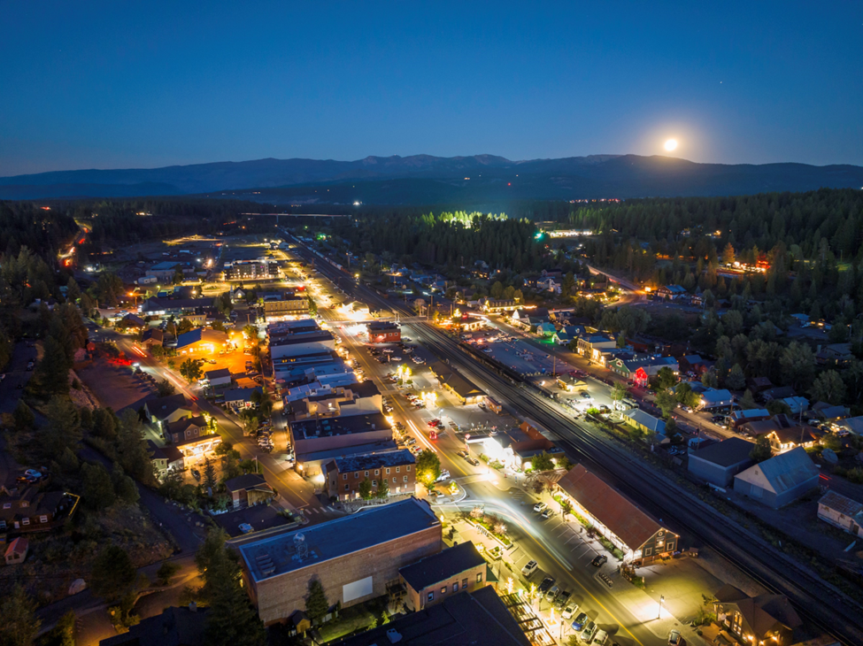 Night Time Truckee Street